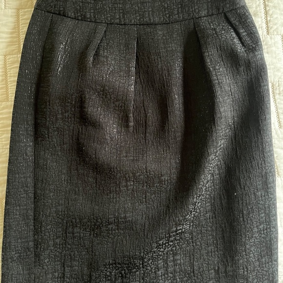Banana Republic Black Pencil Skirt and Matching Velour Top - Picture 4 of 5